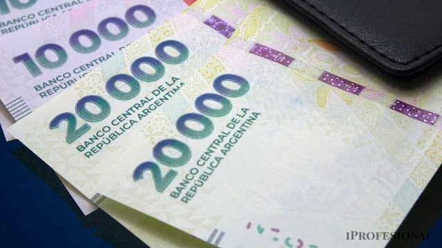 Jubilados y pensionados en alerta: ANSES confirmó quiénes se quedan sin el bono de $70.000 en abril